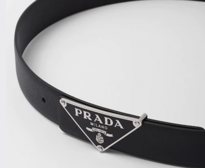 Prada Saffiano皮革腰带彰显个性风范-奢侈品百科网